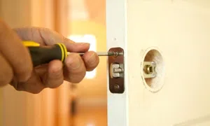 Lock Safe Services Los Angeles, CA 310-844-9291 Lock Safe Services Los Angeles, CA 310-844-9291 - 24-hour-emergency-locksmith