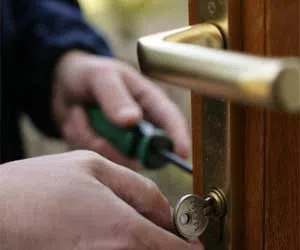 Lock Safe Services Los Angeles, CA 310-844-9291 - lock-change